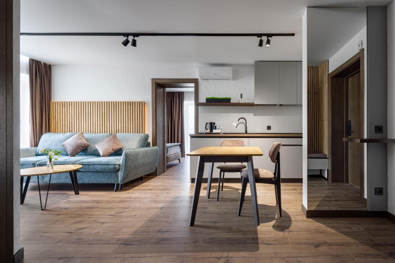 Apartel Uzhhorod Ngoại thất bức ảnh